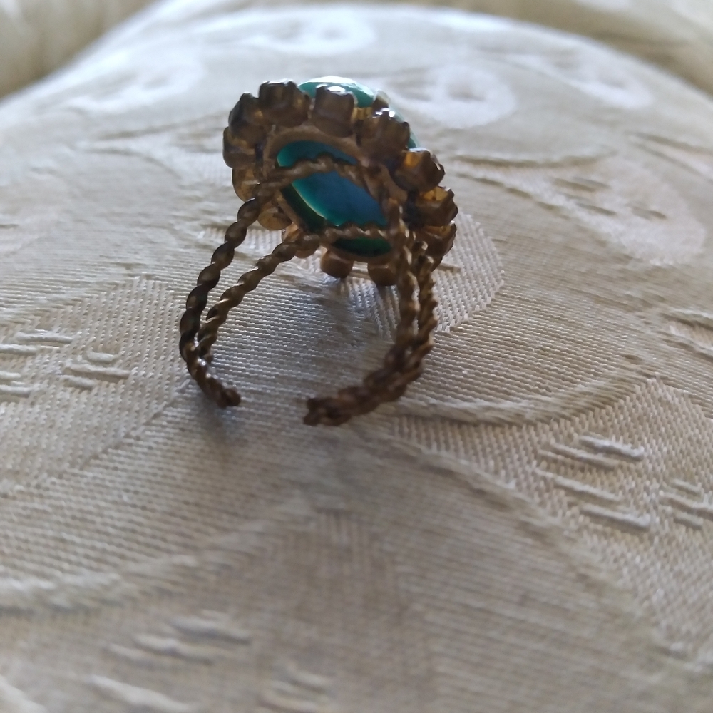 Vintage Turquoise and Red Gemstone Ring - Picture 4 of 4